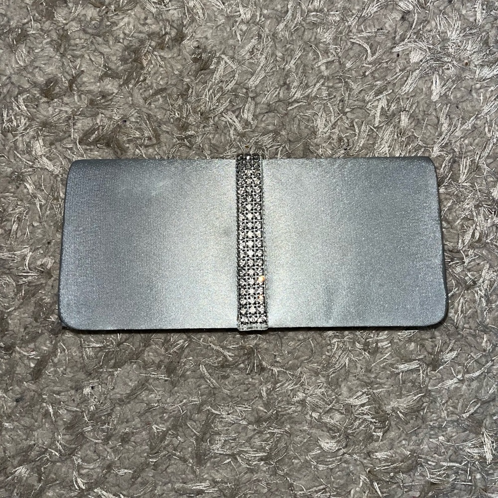 Sliver clutch